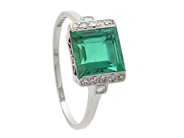 Jewellery, RING, platinum, in auction: Important jewellery – Saturday 13 June