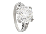 Jewellery, RING, platinum, in auction: Important jewellery – Saturday 13 June