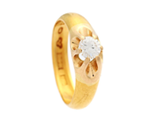 Jewellery, SOLITAIRE RING, 23K/18K gold, in auction: Lilla jewellery – Tuesday 2 June
