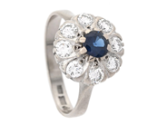 Jewellery, CLUSTER RING, 18K white gold, in auction: Lilla jewellery – Tuesday 16 June