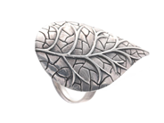 Jewellery, RING, sterling silver, in auction: General – Tuesday 28 July