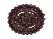 Jewellery, BROOCH, yellow metal, in auction: Lilla jewellery – Tuesday 16 June