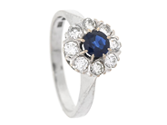 Jewellery, CLUSTER RING, 18K white gold, in auction: Classic – Saturday 27 June