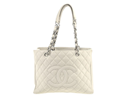 Accessories, BAG, CHANEL, in auction: Fashionable – Thursday 30 July