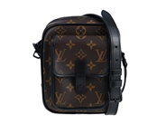 Accessories, BAG, LOUIS VUITTON, in auction: Fashion Special – Saturday 22 August