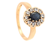 Jewellery, CLUSTER RING, 18K gold, in auction: Lilla jewellery – Tuesday 14 July