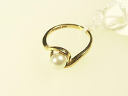 Pawnitems, 1 ring with pearl, stl:16«, in auction: Pawn – Wednesday 26 January 2005