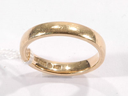 Pawnitems, 1 plain ring (graverad) 18K. weight 7,8g, in auction: Pawn – Wednesday 26 October 2005