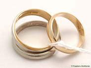 Pawnitems, Rings, 3 pcs of rött- / vittguld 18K engraved SIZE 18 3/4 - 21 1/2 17,1g, in auction: Pawn – Tuesday 17 January 2006