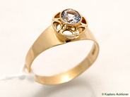 Pawnitems, Ring, with stone 18K SIZE 21 1/2 4g, in auction: Pawn – Tuesday 17 January 2006