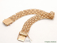 Pawnitems, Bracelet, "x-link" 18K imperfect - trasiga links and vass in kanterna 18,5cm 17,1g, in auction: Pawn – Tuesday 17 January 2006