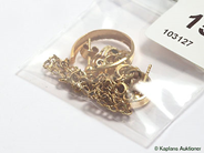 Pawnitems, various gold, 18K. weight 4,9g, in auction: Pawn – Thursday 1 June 2006