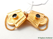 Pawnitems, Earrings, one pair with sren, in auction: Pawn – Tuesday 13 June 2006