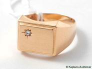 Pawnitems, Signet-ring, with stone SIZE 18 repa in skenan 18K 3,5g, in auction: Pawn – Tuesday 13 June 2006