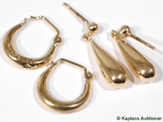 Pawnitems, Earrings, 18K 1 pair + one udda, in auction: Pawn – Tuesday 25 July 2006