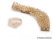 Pawnitems, Lot of gold, 18K imperfect - trasigt 18,8g, in auction: Pawn – Tuesday 1 August 2006