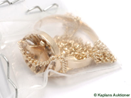 Pawnitems, Lot of gold, (skadat). 18K 5,4g., in auction: Pawn – Tuesday 1 August 2006