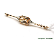 Pawnitems, Brooch, with stone 18K 2,7gr, in auction: Pawn – Tuesday 19 September 2006