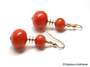 Jewellery, EARRINGS, 18K gold with red corals, in auction: Modern – Saturday 11 November 2006