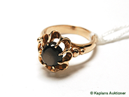 Pawnitems, 1 ring with black stone, stl:15 1/4, in auction: Pawn – Thursday 23 November 2006