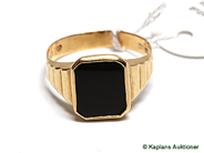 Pawnitems, 1 signet-ring with black stone, stl: 19 1/2, in auction: Pawn – Thursday 26 April 2007