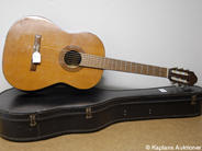 Pawnitems, Guitar, acustic Almirez modell H310 with cover, in auction: Pawn – Tuesday 13 November 2007