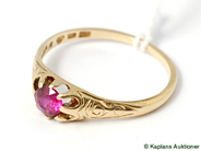 Pawnitems, Ring, with red stone SIZE 17¾ 18K 2,4 g, in auction: Pawn – Tuesday 8 January 2008