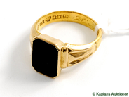 Pawnitems, Lot of Gold, engraved Signet-ring with stone, in auction: Pawn – Tuesday 17 June 2008