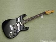 Pawnitems, Elgitar, Fender Stratocaster snr E402254 made in USA in hårt cover, in auction: Pawn – Tuesday 24 June 2008