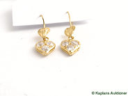 Pawnitems, Earrings, One pair 18K with stones small defekter 1,9g, in auction: Pawn – Tuesday 10 February 2009