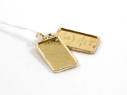 Pawnitems, Pendants, 2st 23K, in auction: Pawn – Tuesday 11 August 2009