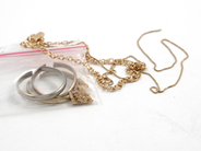 Pawnitems, Lot of gold, 18K imperfect 12,5g, in auction: Pawn – Tuesday 11 August 2009