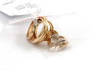 Pawnitems, Lot of gold, 18K graverat and imperfect, in auction: Pawn – Tuesday 11 August 2009