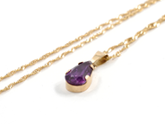 Pawnitems, Necklace, 59cm, in auction: Pawn – Tuesday 11 August 2009