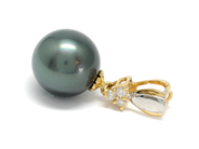 Jewellery, PENDANT, 18K gold, in auction: Classic – Saturday 27 February 2010