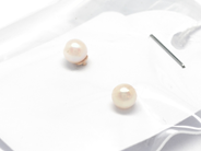 Pawnitems, Earrings, 18K one pair with pearls 0,6g, in auction: Pawn – Tuesday 16 November 2010