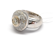Pawnitems, Ring, white gold, in auction: Pawn – Tuesday 16 November 2010