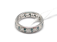 Pawnitems, Ring, white gold with diamonds 13xca.0,10ct 26 dyed xca.0,01ct, in auction: Pawn – Tuesday 16 November 2010