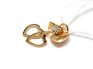 Pawnitems, Pendants, 3st, in auction: Pawn – Tuesday 16 November 2010
