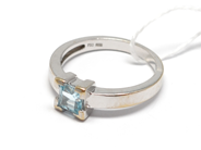 Pawnitems, Ring, white gold with stone, in auction: Pawn – Tuesday 16 November 2010