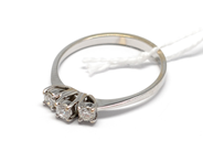 Pawnitems, Ring, white gold with diamonds 1xca.0,10ct 2xca.0,09ct 18K Ø18½ 2,5g, in auction: Pawn – Tuesday 16 November 2010