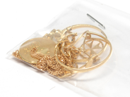 Pawnitems, Lot of gold, imperfect, in auction: Pawn – Tuesday 16 November 2010