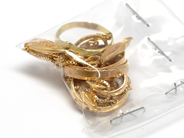 Pawnitems, Lot of gold, engraved/damaged 18K 18,6g, in auction: Pawn – Tuesday 16 November 2010
