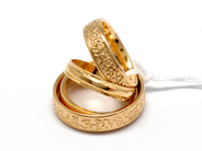 Pawnitems, Lot of gold, engraved 18K 16,8g, in auction: Pawn – Tuesday 16 November 2010