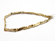 Pawnitems, Bracelet, tvåfärgat damaged 14K 19cm 4,5g, in auction: Pawn – Tuesday 16 November 2010