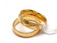 Pawnitems, Lot of gold, engraved/damaged 18K 9,1g, in auction: Pawn – Tuesday 16 November 2010