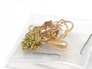 Pawnitems, Lot of gold, engraved/damaged 14K 3,0g, in auction: Pawn – Tuesday 16 November 2010