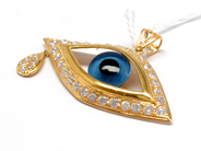 Pawnitems, Pendant, with blue and white stones 18K 10,3g, in auction: Pawn – Tuesday 16 November 2010