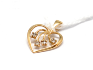 Pawnitems, Pendant, heart with diamonds 4 x approx 0,005ct 18K 0,7g, in auction: Pawn – Tuesday 16 November 2010