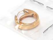 Pawnitems, Lot of gold, damaged 18K 0,9g, in auction: Pawn – Tuesday 16 November 2010